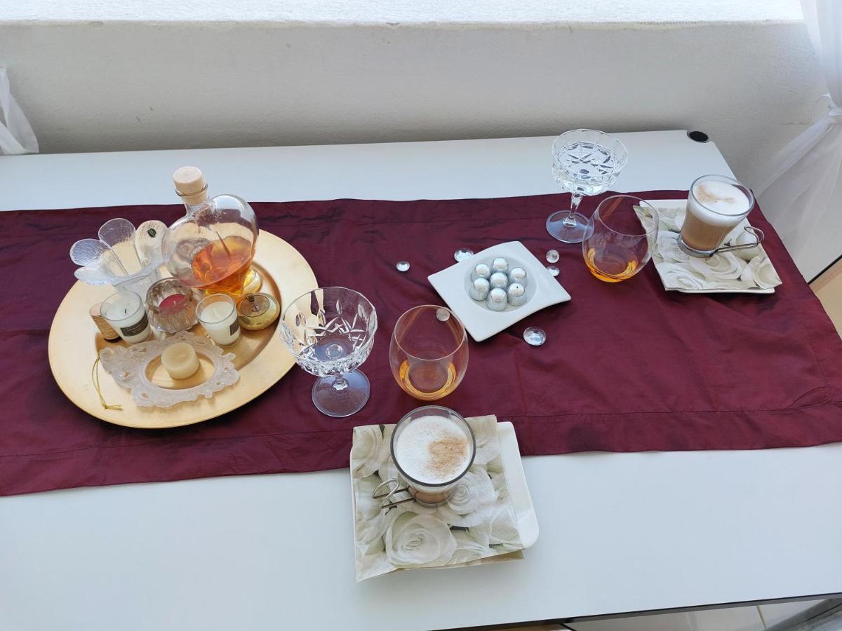 Family Apartment Villa Zrnka S Besplatnim Parkingom 로비니 외부 사진